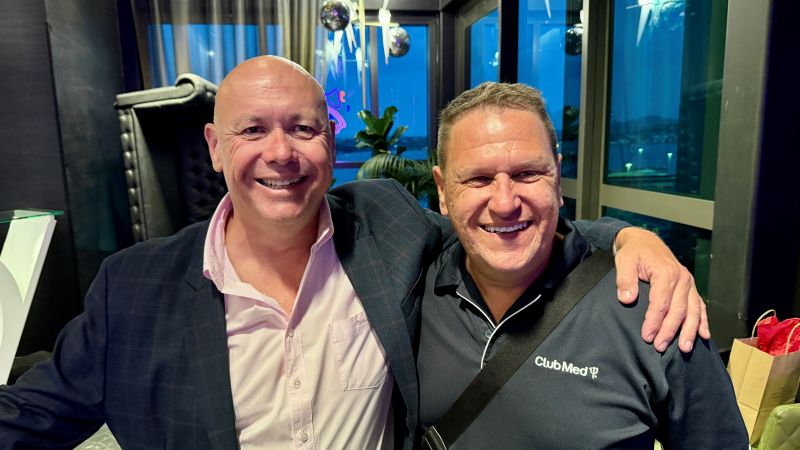 HoT’s Dave Coombes with Adam Ferraro from Club Med