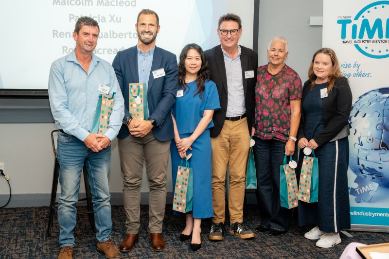 Rob Macready from Travel & Co, Renato Gualberto, NZ’s Patricia Xu, Malcolm MacLeod, United Airline’s Leanne Cheesman, Cath McLeod from Wanderlust.